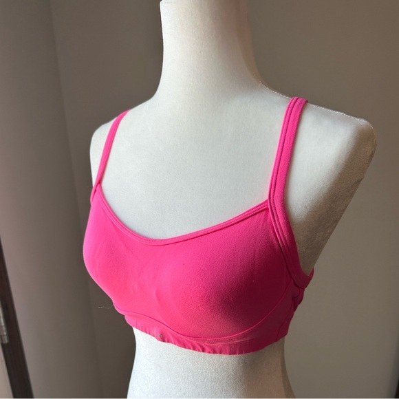 Lot of 2 VSX Victoria’s Secret Women's Sports Bra 32D - Picture 2 of 10